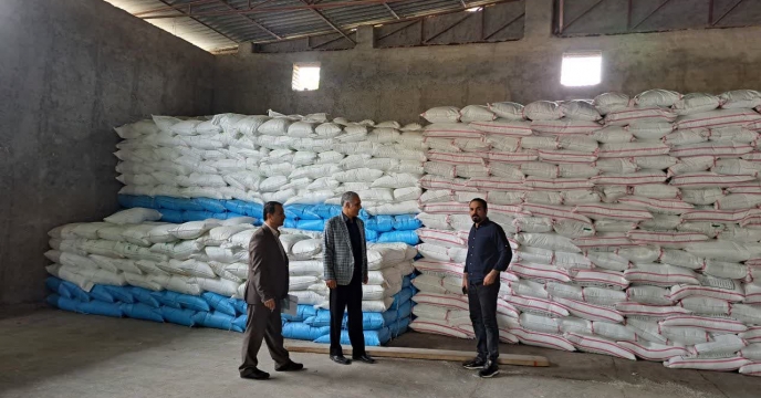 بازدید از کارگزاری کود در شهرستان علی آباد گلستان