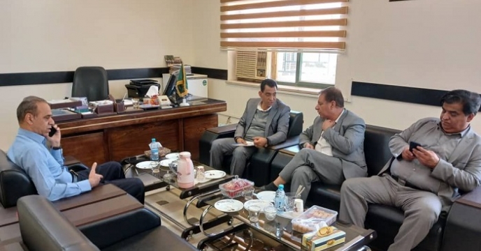 جلسه مدیر شرکت خدمات حمایتی  با همکاران سازمان پیرامون بحث کود 