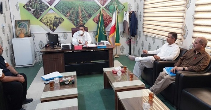 دیدار وگفتگو  معاونت شرکت خدمات حمایتی کشاورزی با رئیس جهاد کشاورزی شهرستان بمپور 