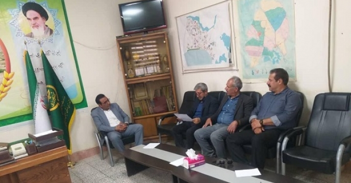 جلسه مسئول بذر شرکت خدمات حمایتی کشاورزی استان سیستان وبلوچستان با مدیریت جهاد کشاورزی شهرستان زهک 