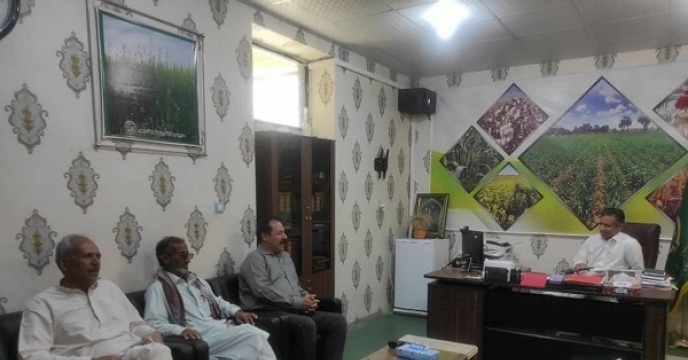 جلسه مسئول بذر شرکت خدمات حمایتی کشاورزی استان سیستان وبلوچستان با معاونت جهاد کشاورزی شهرستان بمپور 