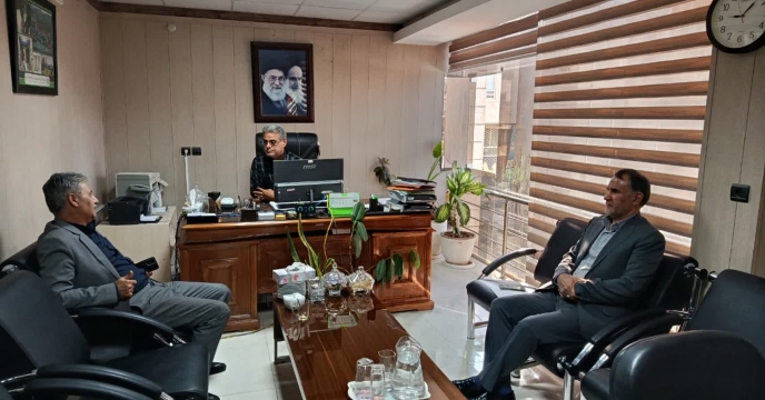 جلسه مدیر شرکت خدمات حمایتی کشاورزی خراسان شمالی با مدیر عامل شرکت تعاونی کامیونداران شهید بهشتی