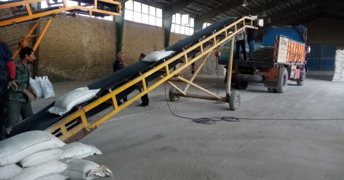 ارسال 20 تن کود شیمیایی سولفات پتاسیم گرانوله به کارگزاری‌های شهرستان فاروج