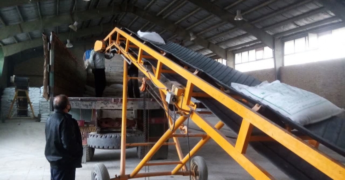 ارسال 10 تن کود شیمیایی سولفات پتاسیم به کارگزاری های شهرستان بام وصفی آباد 