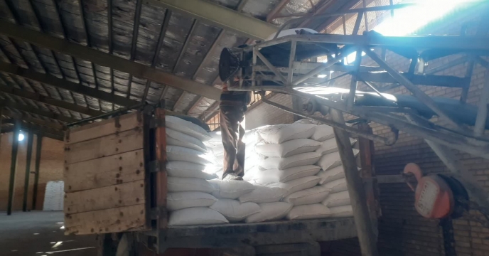 حمل و توزیع 130 تن کود کشاورزی کلرور پتاسیم گرانوله به  شهرستان فاروج در طول یازده ماهه سال جاری