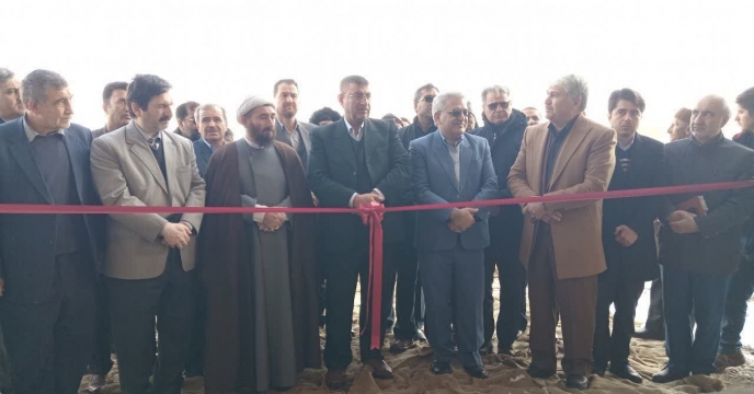 حضور در آیین افتتاحیه کارخانه پنبه پاک کنی در چهارمین روز از دهه فجر