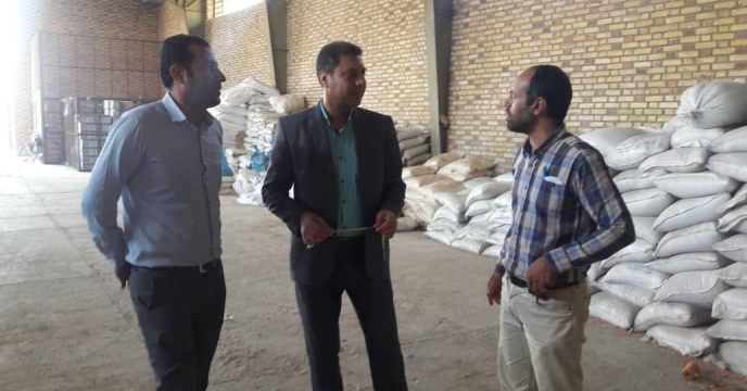 بازدید مدیر استان قم از انبار کارگزاران 
