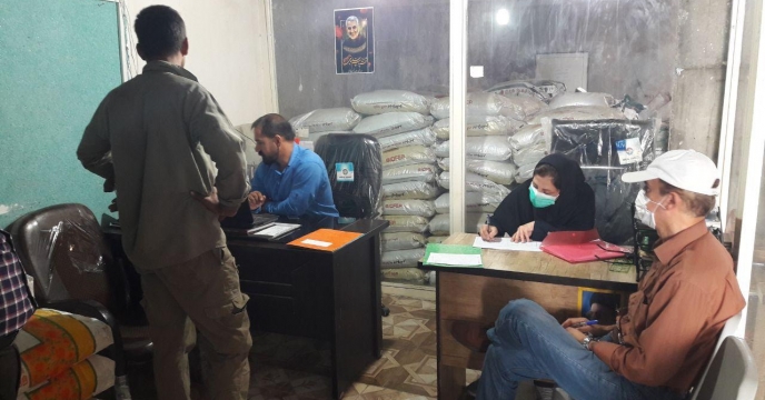 بازدید کارشناسان فنی و بازرگانی شرکت خدمات حمایتی کشاورزی استان گلستان از کارگزاری های کود در شهرستان آزادشهر