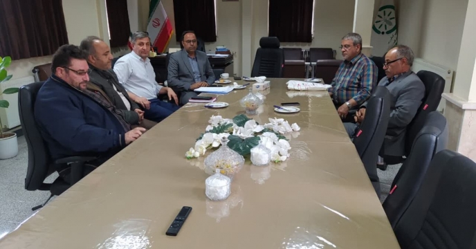 دیدار مدیر جهاد کشاورزی شهرستان ورزقان وهیئت مدیره محترم تعاونی روستایی ورزقان با جناب آقای مهندس نادری