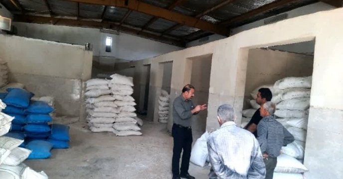 بازدید مدیر شرکت از انبار کارگزاران شهر راین استان کرمان