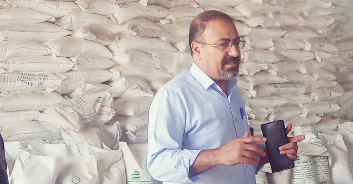 بازدید مدیر شرکت خدمات حمایتی کشاورزی استان کرمان از انبار متقاضی عاملیت توزیع نهاده های کشاورزی شهرستان ارزوئیه