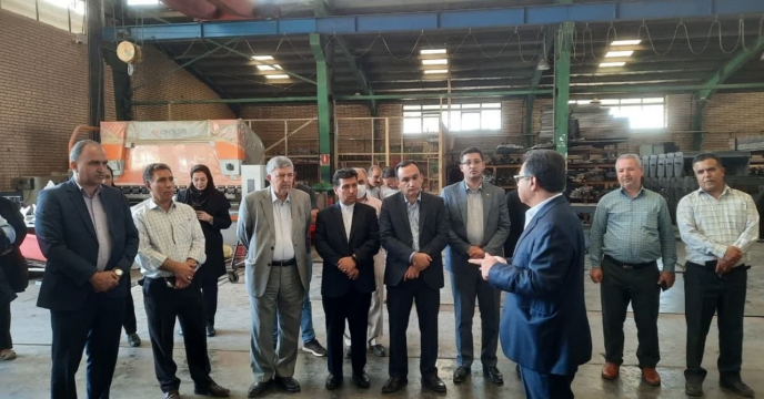 بازدید مدیر شرکت خدمات حمایتی کشاورزی آذربایجان غربی  از کارخانه سازه کشت بوکان