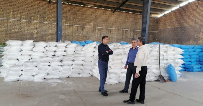 بازدید مدیر شرکت خدمات حمایتی کشاورزی استان قم از انبار کارگزاری ها