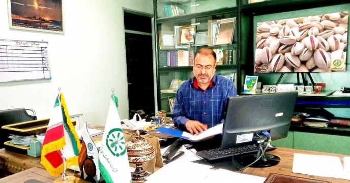 نمونه برداری از کود سولفات آمونیوم گرانوله تولید شرکت پارس توسعه گستر فاتح در آبان ماه سال جاری