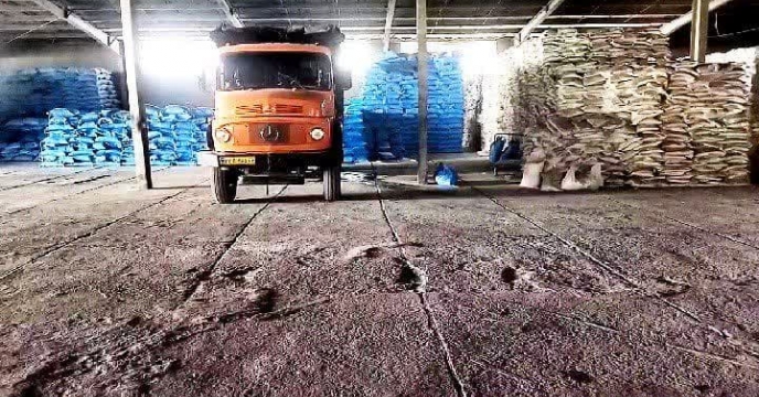 افزایش 38 درصدی توزیع کود یارانه ای در شهرستان بافت تا پایان آذر ماه سال جاری 