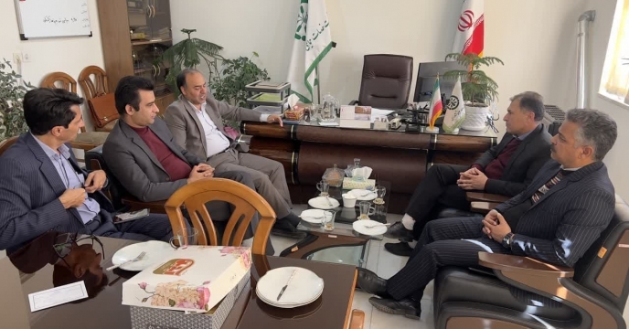 جلسه مدیر با مسئولین تعاونی روستایی شهرستان میامی