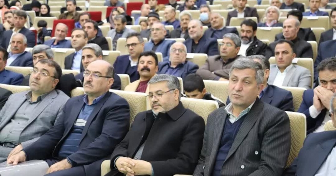 حضور مدیر شرکت خدمات حمایتی کشاورزی استان در مراسم معرفی و تجلیل از برگزیدگان بخش کشاورزی استان