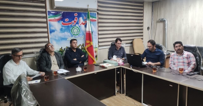 برگزاري دوره آموزشی وبیناري قانون برگزاري مناقصات در استان قم