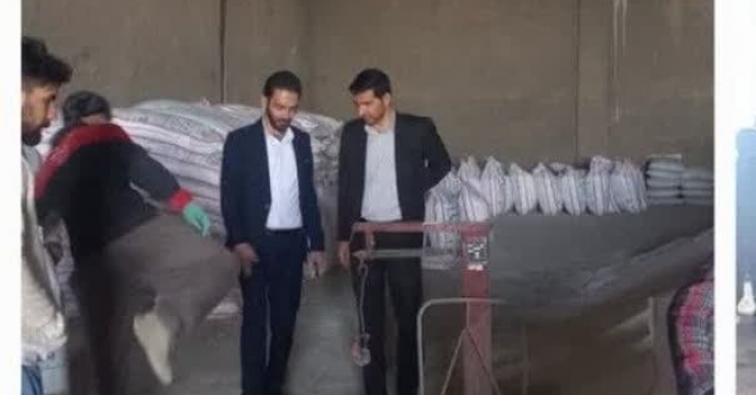 بازدید مدیر جهاد کشاورزی شهرستان قروه و تیم رصد و پایش شرکت خدمات حمایتی کشاورزی استان کردستان  از انبار کارگزاران قروه