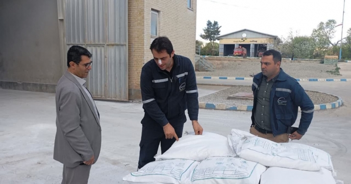 بازدید رئیس اداره بازرگانی شرکت خدمات حمایتی کشاورزی استان آذربایجان غربی از پتروشیمی ارومیه