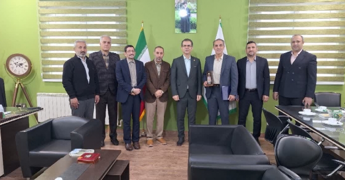 تجلیل از یکی  ازکارکنان پیشکسوت ورزش پهلوانی و زورخانه ای شرکت خدمات حمایتی کشاورزی استان گلستان