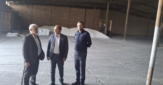 بازدید مدیر حراست ستاد مرکزی از انبار شهرستان سمنان