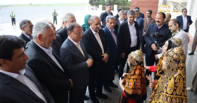 استقبال از اعضای کمیسیون کشاورزی، آب، محیط زیست و منابع طبیعی مجلس شورای اسلامی در فرودگاه گرگان