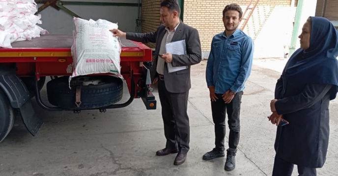 بازدید گروه پایش کود شرکت خدمات حمایتی استان آذربایجان شرقی از کارخانه های مصرف کننده کود اوره در استان