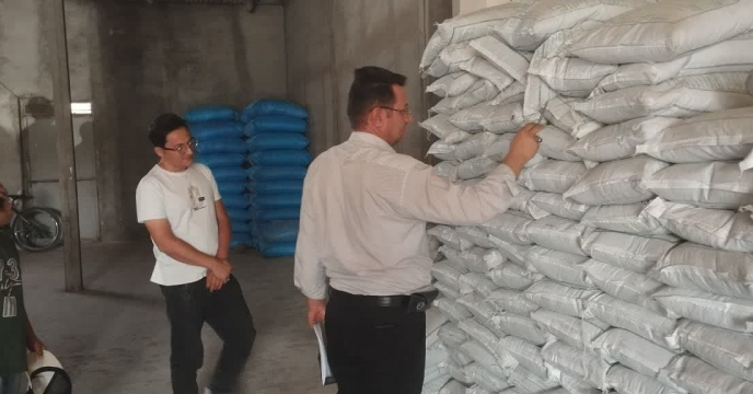 بازدید گروه پایش کود از انبار و دفتر توزیع کارگزاری های شهرستان هشترود