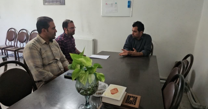 جلسه تامین و تدارک کودهای کشاورزی در مرکز خدمات جهاد کشاورزی سلفچگان برگزارشد جلسه تامین و تدارک کودهای کشاورزی در مرکز خدمات جهاد کشاورزی سلفچگان برگزارشد