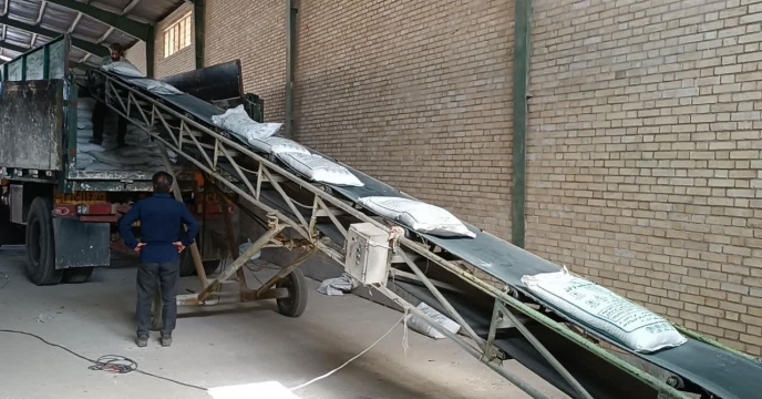 تخصیص ۱۴۰۰ حواله نهاده کشاورزی در بهاباد استان یزد