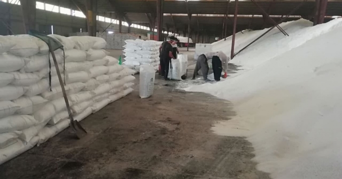 بیش از ۳۰ هزارتن انواع کودشیمیایی یارانه ای آماده توزیع می باشد