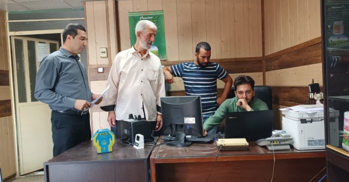 حضور گروه پایش و نظارت بر مواد کودی استان تهران در تعاونی روستایی سبزیکاران شهرستان ری