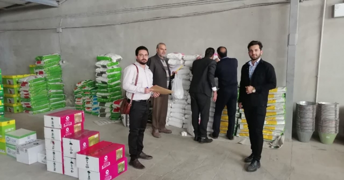 بازدید گروه پایش وفنی ازمراکز عرضه نهاده های کشاورزی شهرستان شهریار