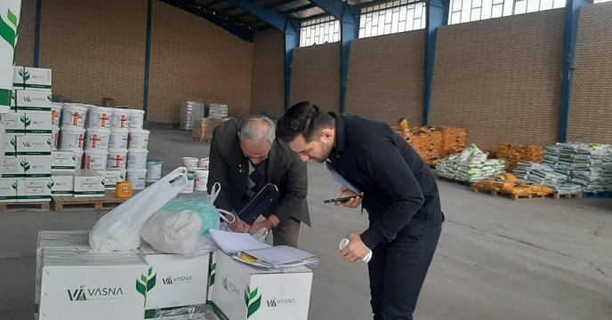 گشت مشترک از مراکز تولید، نگهداری و توزيع مواد کودی در شهرستان ری