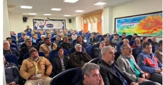  حضور  کارشناسان شرکت  خدمات حمایتی  کشاورزی استان گلستان   در کلاس آموزشی راهکارهای نوین در تغذیه و تعدیل تنش سرمایی گندم در جهت بهبود عملکرد 
