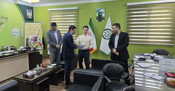 تقدیر از مسئول روابط عمومی شرکت خدمات حمایتی کشاورزی استان گلستان