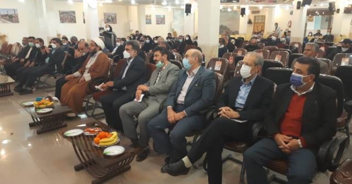 جلسه هم اندیشی فعالیت‌های ترویجی و تجلیل از مددکاران ترویجی پیشرو با حضور رئیس سازمان، معاون توسعه مدیریت و منابع انسانی...