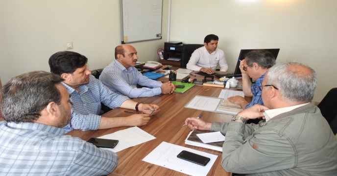 بازگشایی پاکات مناقصه 