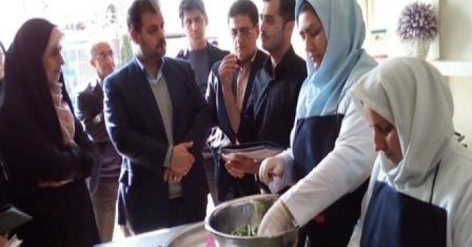 توسعه کارآفرینی زنان روستایی در محمودآباد استان مازندران