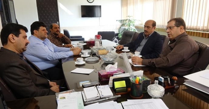 نشست مشترک مدیریت و معاونین مرکز تحقیقات کاربردی نهاده های کشاورزی وشرکت خدمات حمایتی کشاورزی استان البرز