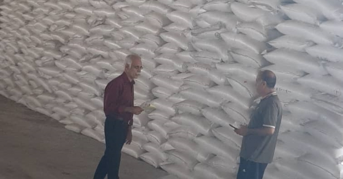 بازدید معاون فنی و تولیدی از انبار سازمانی شهرک توحید بندرعباس استان هرمزگان