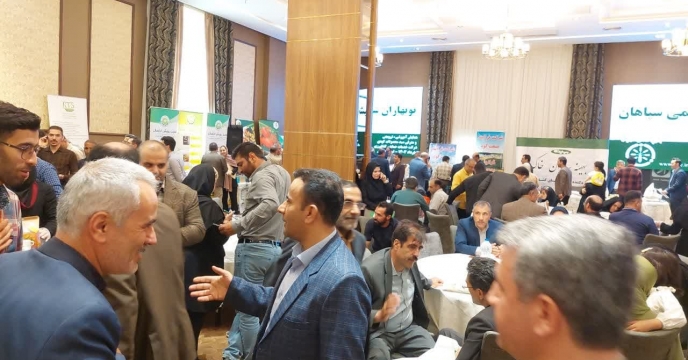 حضور مهندس آقايي مدير صندوق توسعه کشاورزي استان همدان در همايش آموزشي ترويجي و معرفي محصولات سبد کودي شرکت خدمات حمايتي کشاورزي استان همدان 