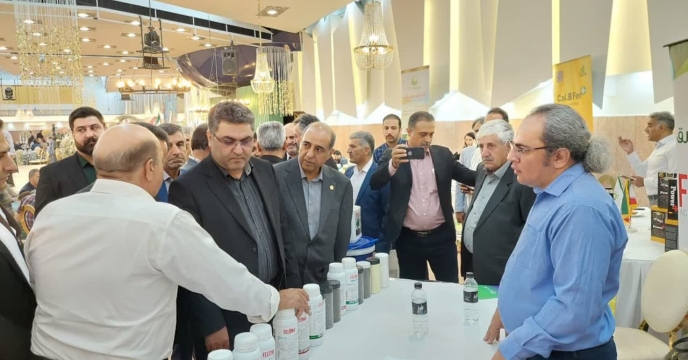 حضور شرکت اکسير شرق در همايش آموزشي ترويجي و معرفي محصولات سبد کودي در استان کردستان
