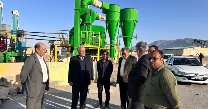 بازدید آقایان مهندس منصوری و افچنگی از سایت بوجاری  شرکت خدمات حمایتی کشاورزی استان خراسان جنوبی  