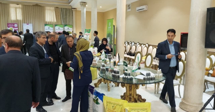 حضور فعال بانک تجارت در همايش آموزشي ترويجي و معرفي محصولات سبد کودي شرکت خدمات حمايتي کشاورزي استان اردبيل