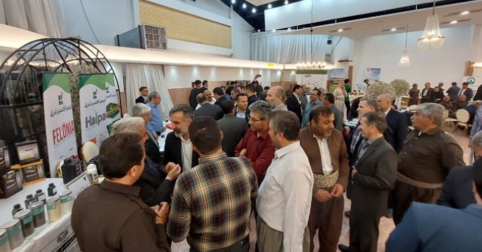 برگزاري همايش هاي آموزشي ترويجي و معرفي محصولات سبد کودي شرکت خدمات حمايتي کشاورزي در سطح کشور در سال 1403