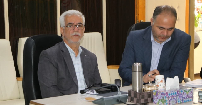 جلسه مدیر شرکت خدمات حمایتی کشاورزی لرستان باکارگزاران توزیع کودهای شیمیایی شهرستان های خرم آباد وچگنی
