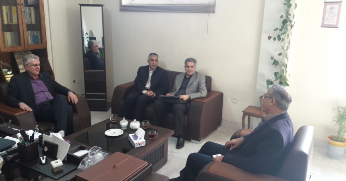 جلسه هم اندیشی جانشین ریاست سازمان جهاد کشاورزی استان اصفهان با مدیر شرکت خدمات حمایتی کشاورزی