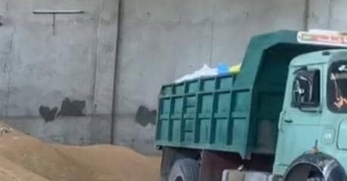 تامین وتخلیه مقدار 40 تن بذر گندم در انبار سازمانی شرکت خدمات حمایتی کشاورزی در شهرستان بمپور استان سیستان و بلوچستان 